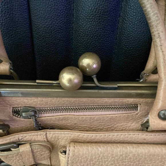 Betsy Johnson Unique Leather Tote/Purse in Beige with Several Outside Pockets - Picture 4 of 13